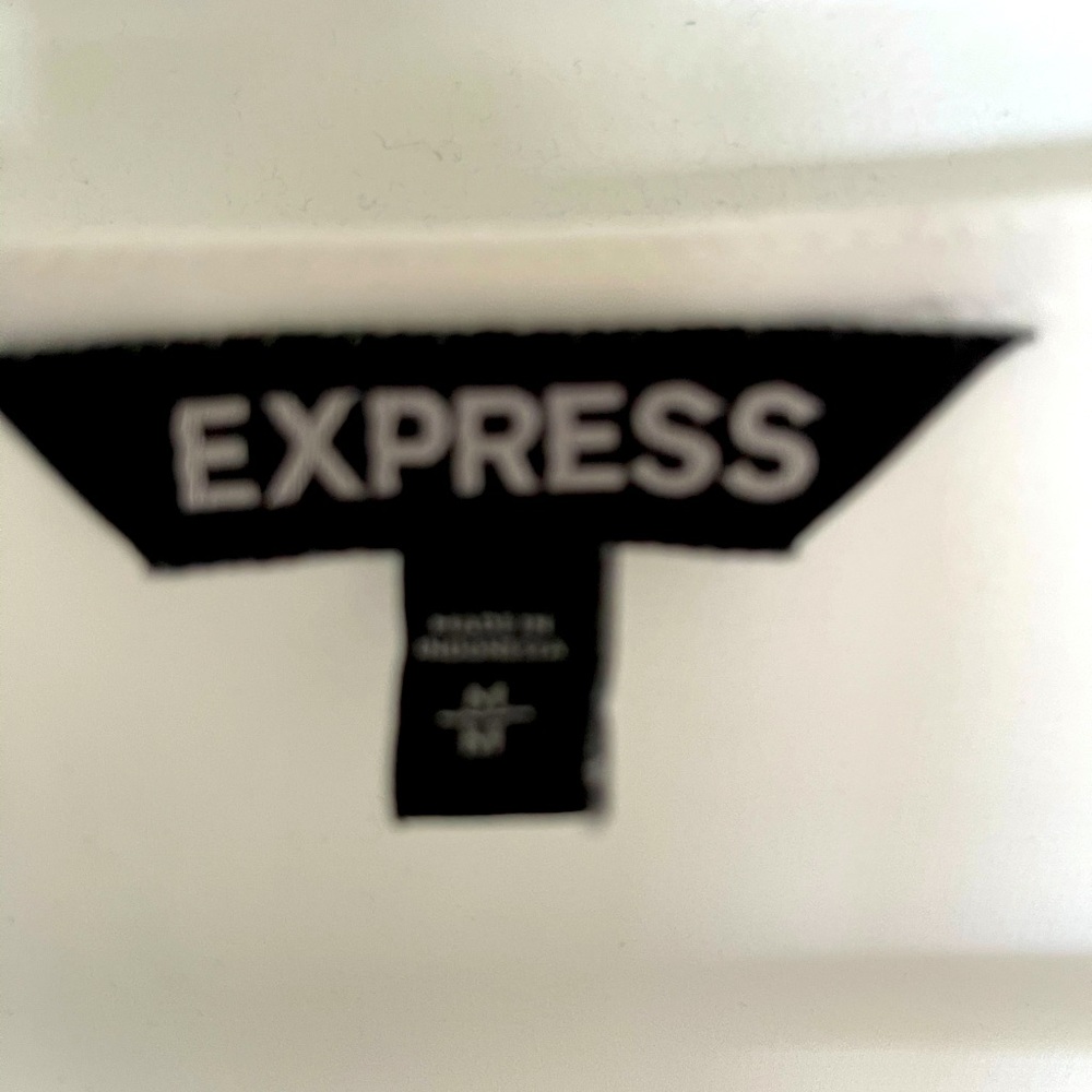 Express Design Blouse - Picture 3 of 3